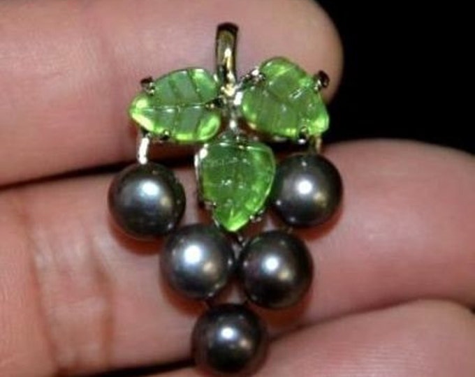 Storewide 25% Off SALE Vintage Genuine Black Tahitian Pearl Designer Grape Bunch Pendant Brooch Featuring Beautiful Green Leaf Accent Design