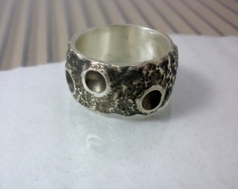 Silver wedding band Moonface unique wedding ring Handmade wedding band ...