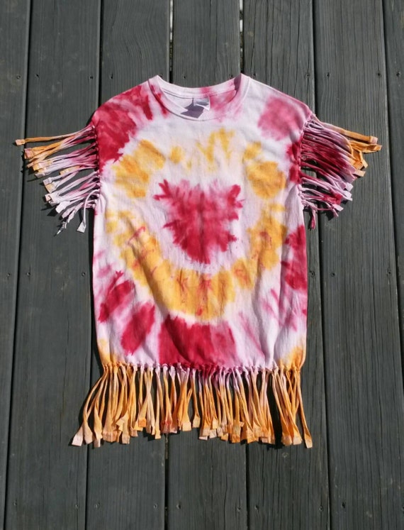 how to cut a tie dye shirt fringe