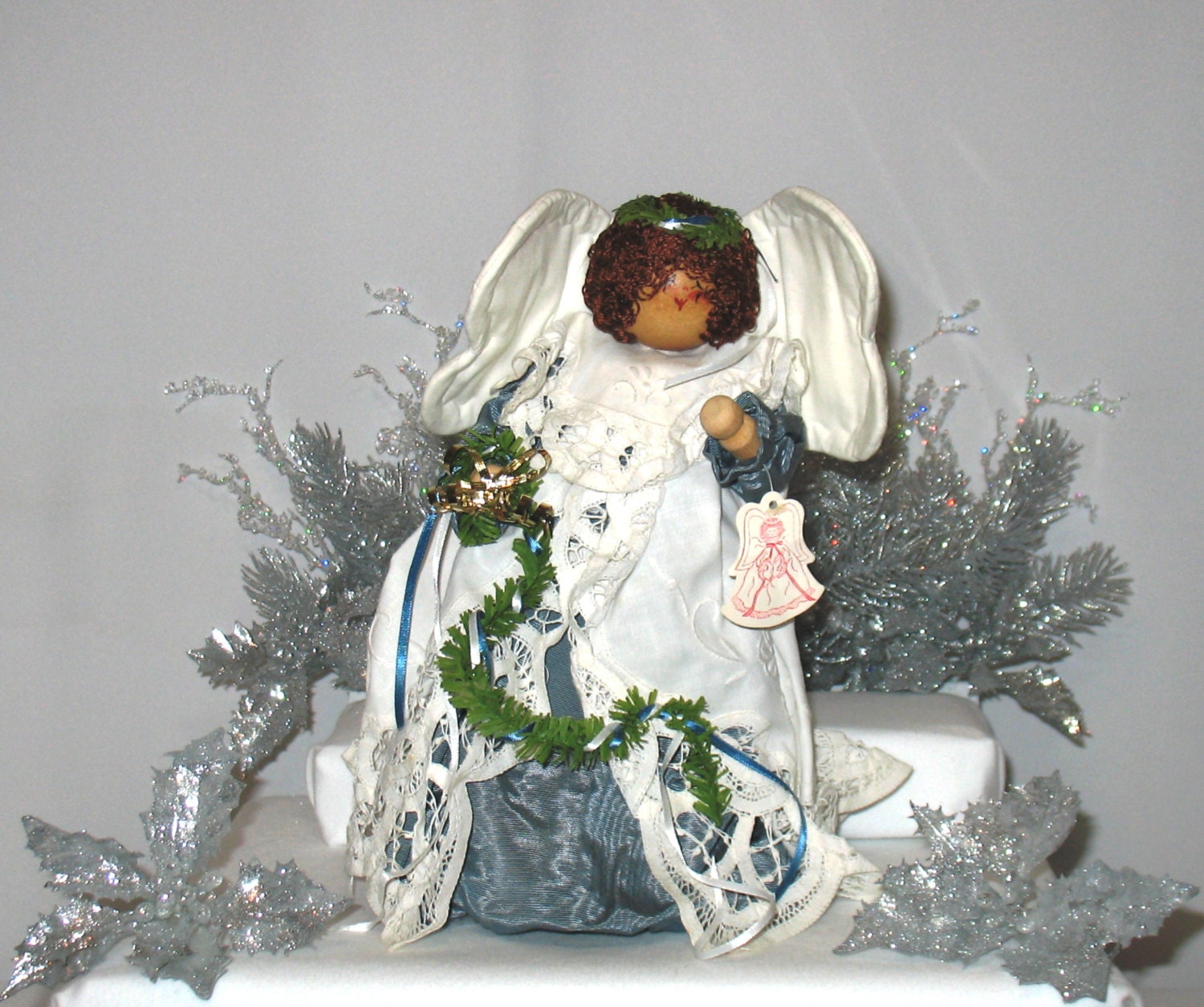 Christmas - Angel - Polly's Pal - San Diego - Handmade - Tree Topper - Decoration - 1981 - Final Price Reduction