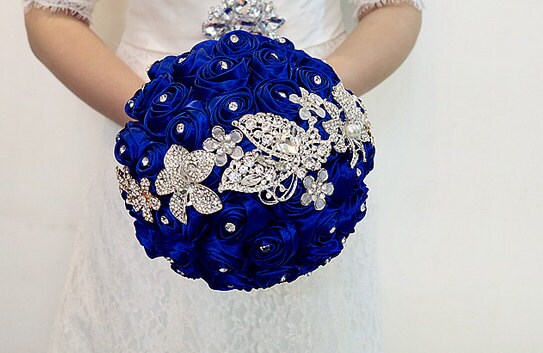 brooch bouquet, wedding bouquet, paper flower bouquet, wedding flowers, note paper bouquet, vintage bouquet, brooch wedding