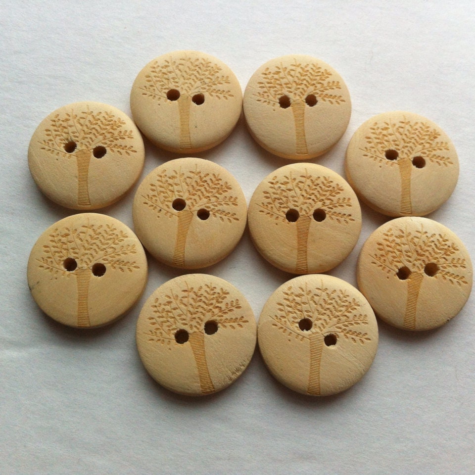 10 Wooden Buttons 20mm Wood button 3/4 inch Tree Buttons