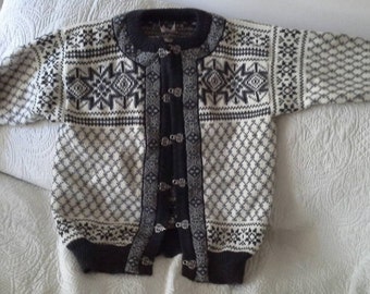 Items similar to vintage dale of norway wool pullover ski sweater ...