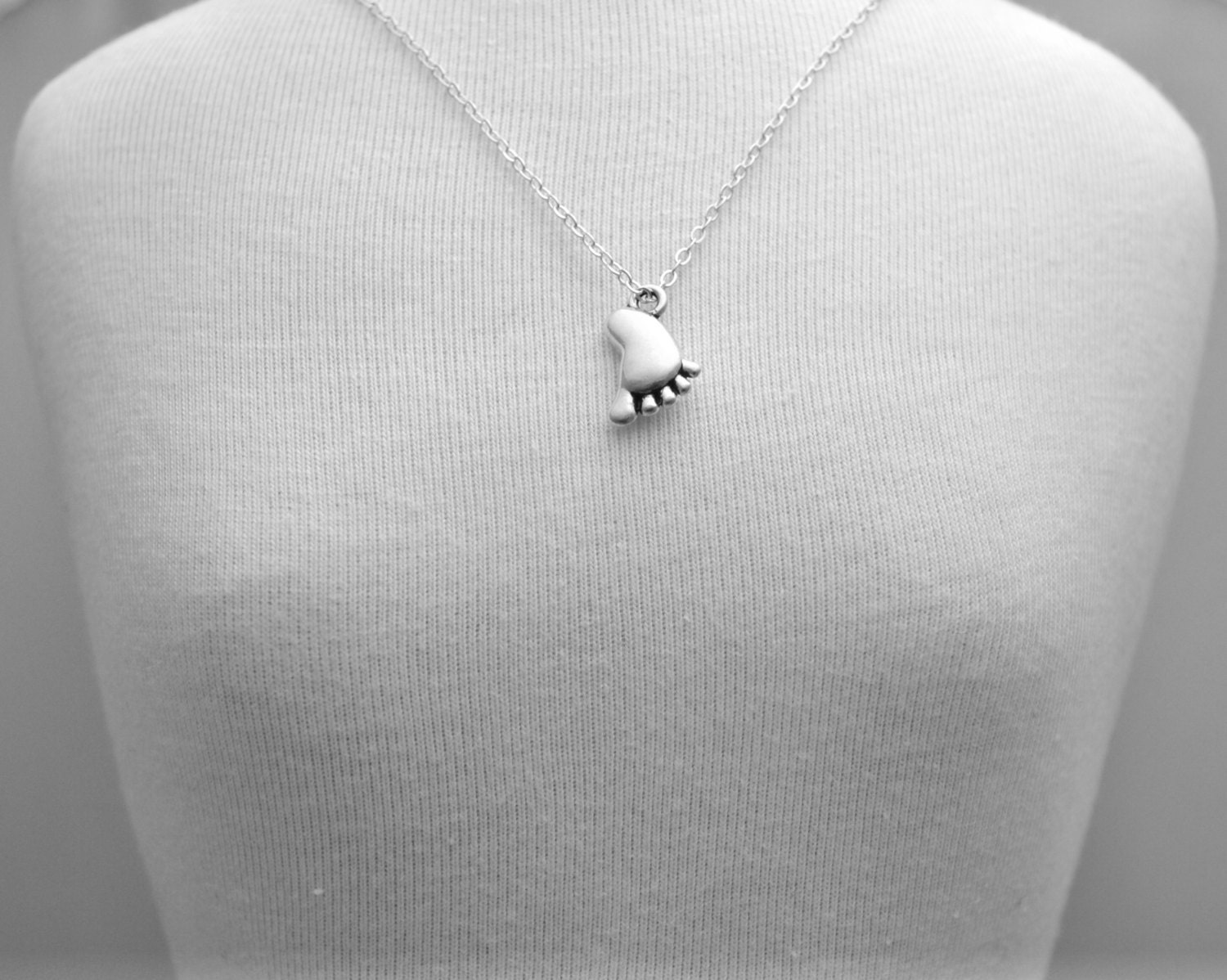 GIFT For NEW MOM keepsake jewelry 925 silver chain free add