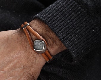 Axy® Vintage Leather Bracelet – Men's, No Metal, Brown, Surf Style - View #2