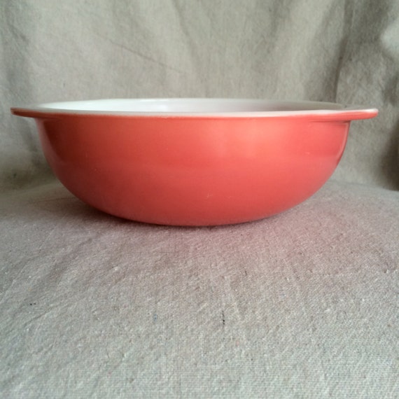 Vintage Flamingo Pink Pyrex 024 2 Quart Bowl