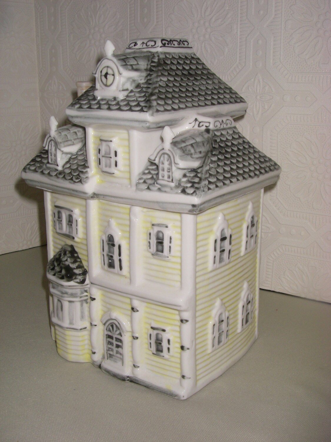 Vintage Yellow Victorian House Cookie Jar