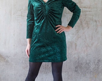 Womens vintage 90'S NINETIES dress /green velvet V neckline mini dress / sexy clubwear dress