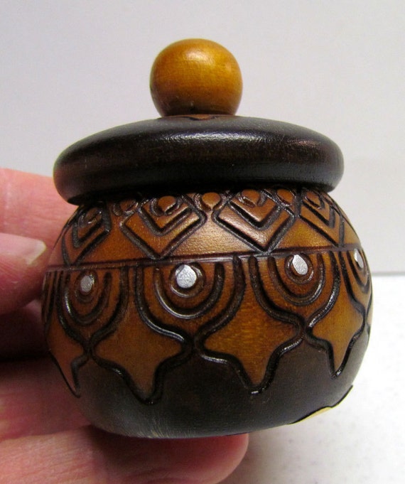 Vintage Wooden Trinket Box with lid made in by
