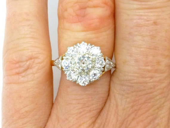 Antique Old mine cut Diamond cluster engagement ring 18ct