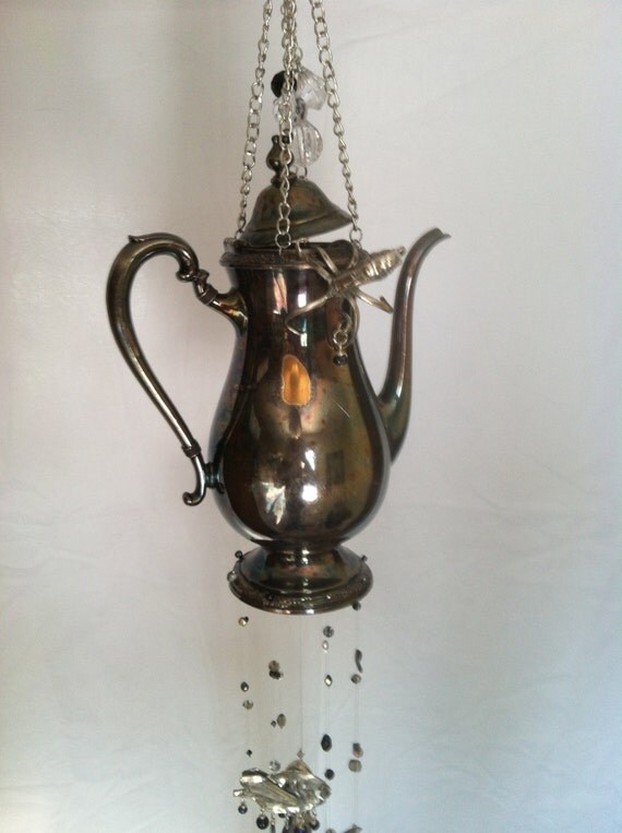 fine-kettle-of-fish-silverplate-handcrafted-by-miztrixiepiggle