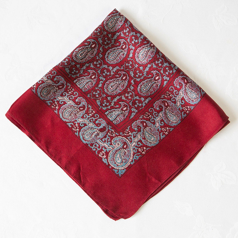 Vintage mens paisley Silk Scarf