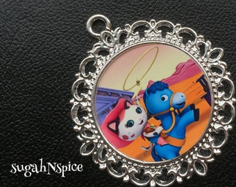 Disney Junior Sheriff Callie Pendant - Sheriff Callie Necklace - Sheriff Callie Jewelry