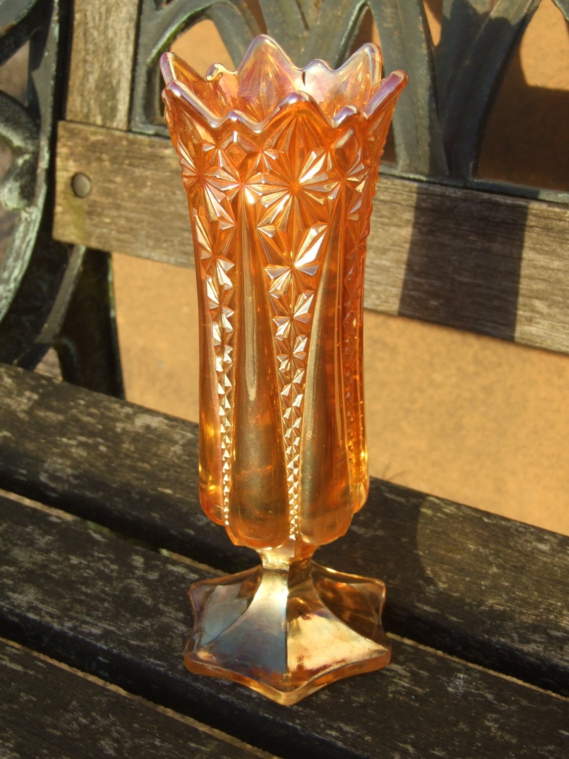 Vintage carnival glass vase flower vase 1950's by Vintaholique