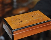 Jewelry box, Morrocan thuya wood, amazing rare wood