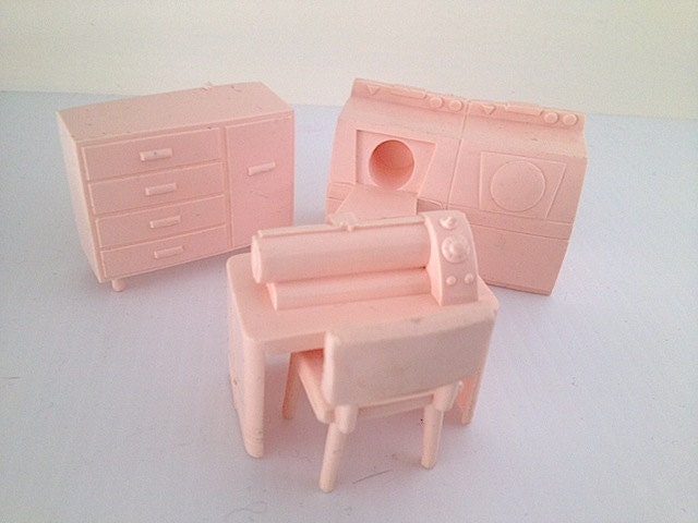 vintage plastic doll house