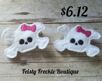 Popular items for skull clip on Etsy