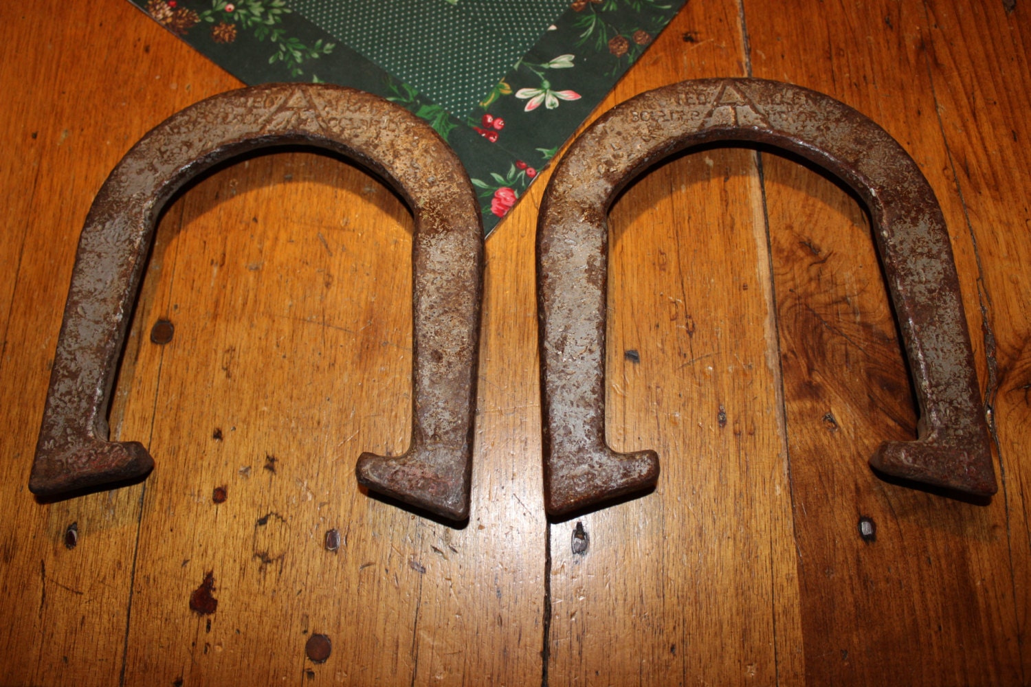 Vintage TED ALLEN HORSESHOES Game Pitching 2 Horse shoes set