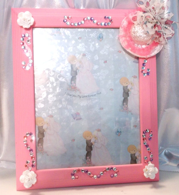 8x10 pink picture frame with crystals and adorned straw hat.