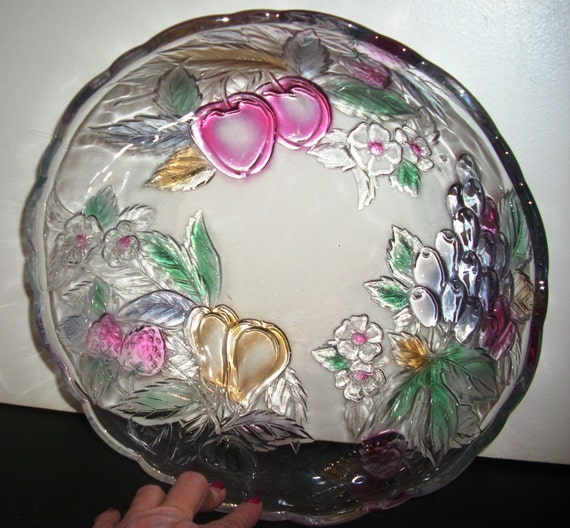 Fruit Bowl Clear Pressed Glass with Highlighted by CherishedAgain