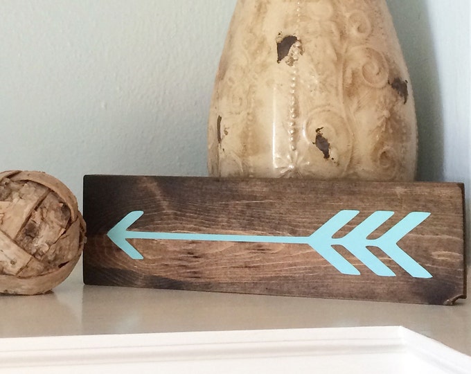 Distressed hand painted arrow wood sign