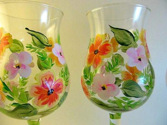 Items similar to Hand painted wine glasses, tropical, Hawaiian flower ...