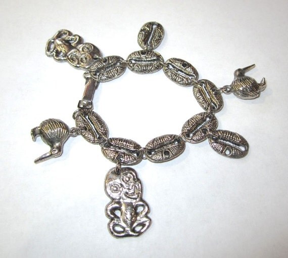 New Zealand Charm Bracelet Souvenir Bracelet Vintage