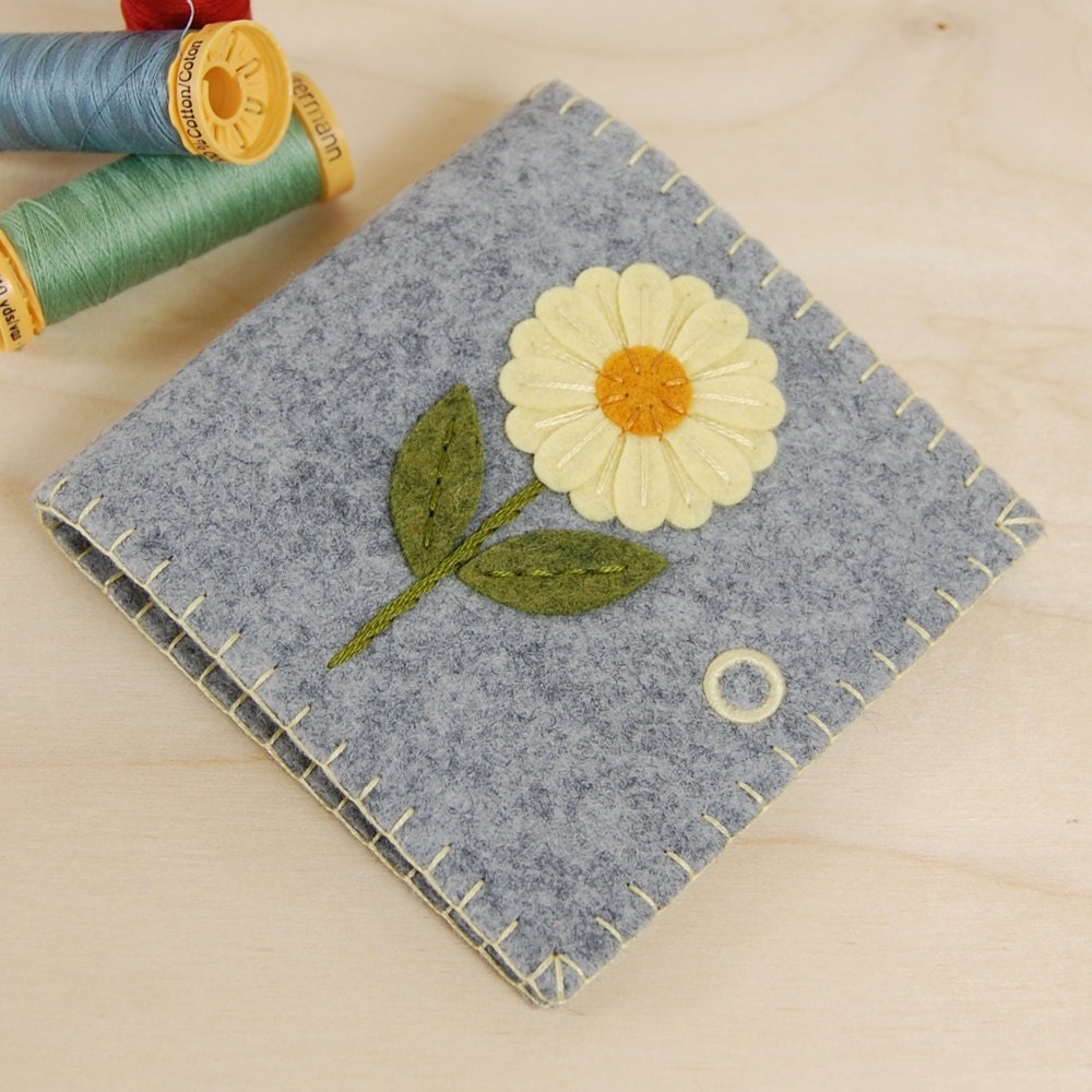 Wool Felt Needle Case Sewing Needle Book by TheBlueDaisy on Etsy