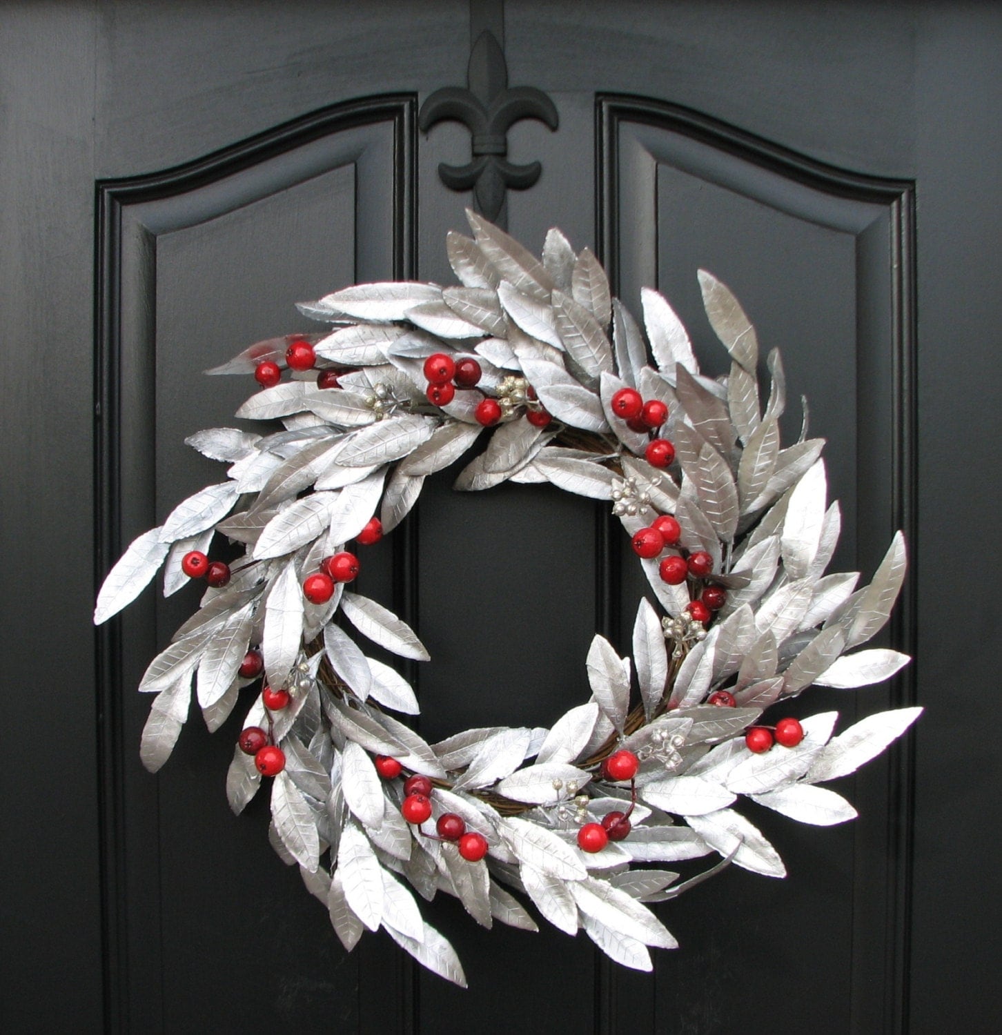 Christmas Wreath Silver Wreath for Holiday Home Decor Modern