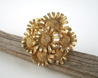 Vintage Gold Floral Scarf Clip Daisy Flowers