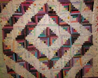 Items similar to Log Cabin Quilt Barn Raising Pattern 1910 Handmade