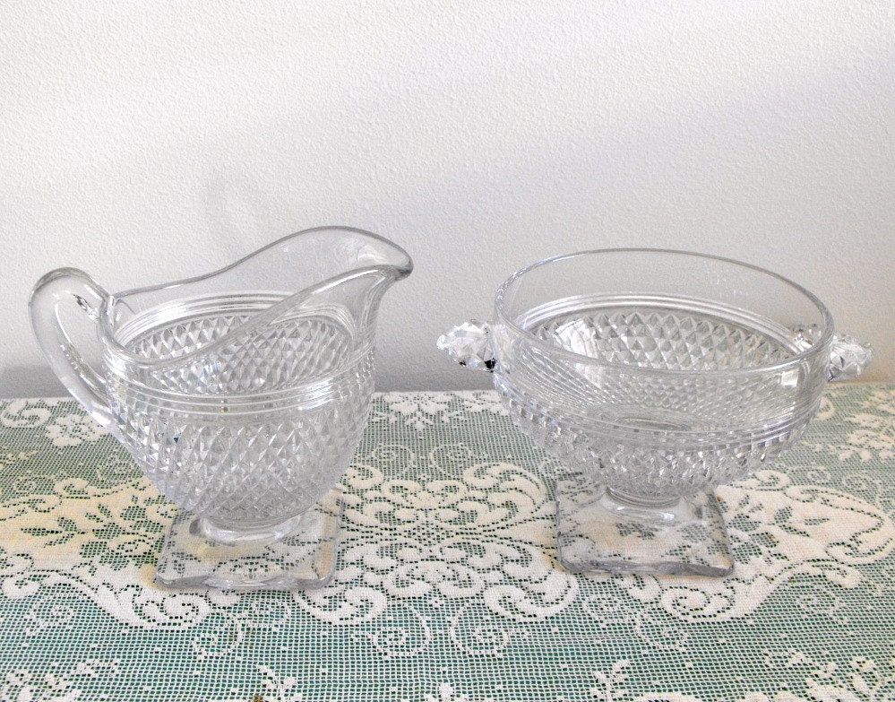 Vintage Clear Glass Sugar Bowl And Creamer Set Victorian Style Cream And Sugar Diamond 3537