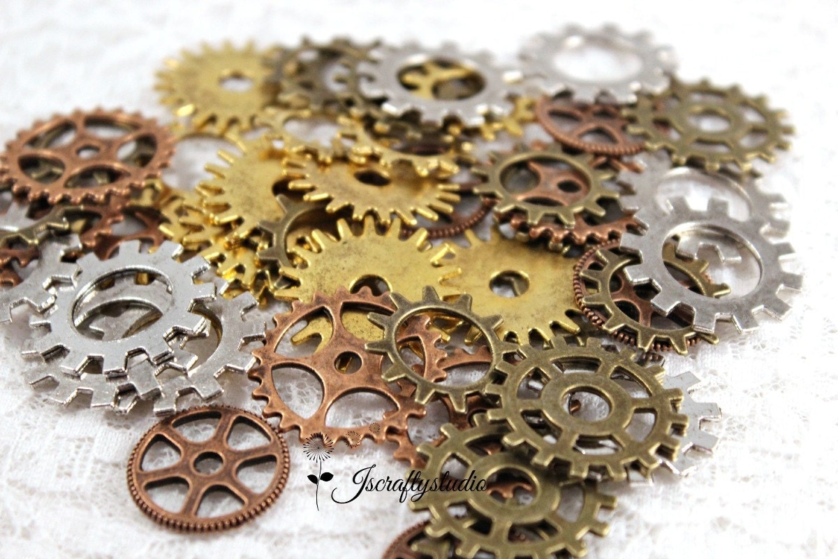 Huge Lot of 45 Steampunk Gears Cogs Discs for Assemblage Altered Art Mixed Media