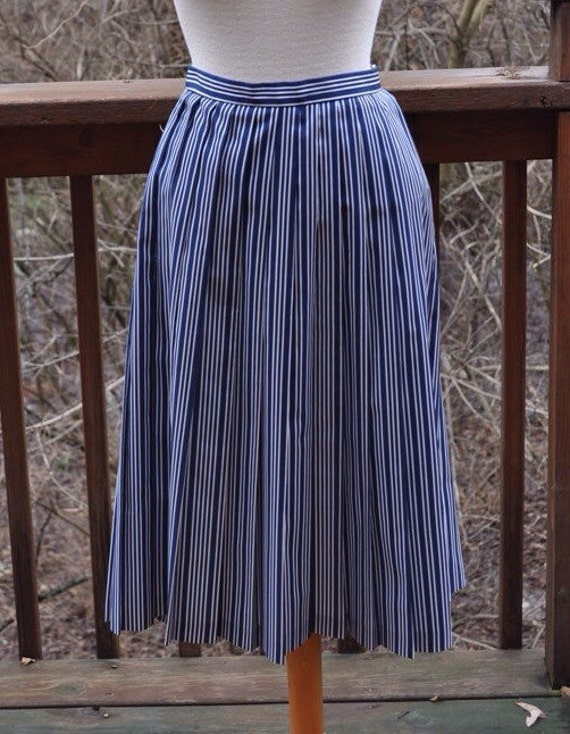 Blue and white striped skirt Vintage navy skirt Size 8