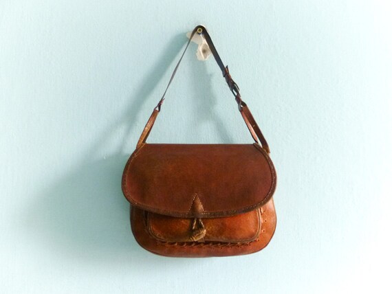 Vintage 70s leather purse bag handbag / caramel brown