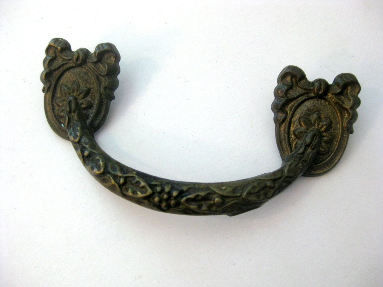 1 Vintage French Provincial Drawer Pull 3 Centers Haute Juice   Il Fullxfull.669169619 Rub4 