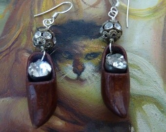 LITTLE WOODEN SHOE vintage assemblage rhinestone antique earrings