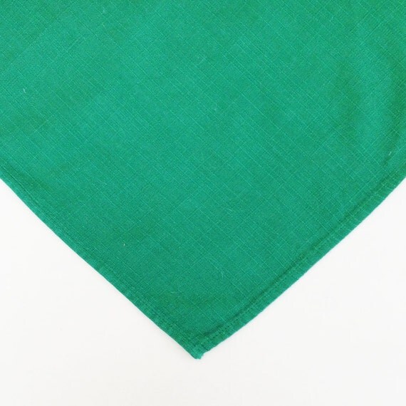 4 green cloth napkins Christmas napkins to coordinate with