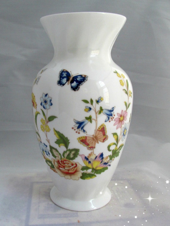 Aynsley Fine Bone China Vase Cottage Garden Butterfly Flowers