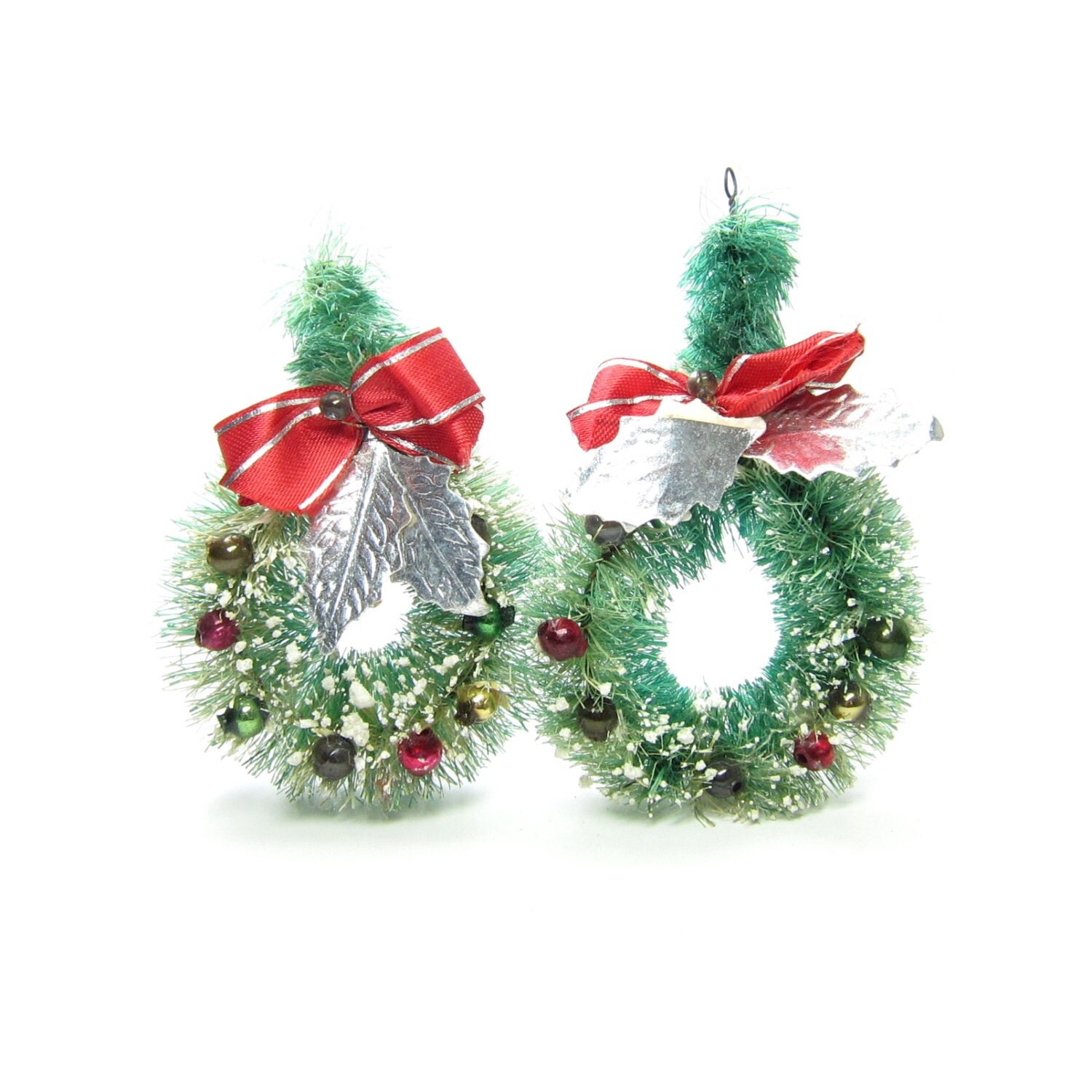 bottle brush wreaths vintage christmas by browneyedrosevintage bottle brush wreaths vintage christmas by browneyedrosevintage