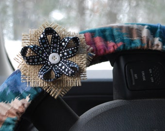 Steering Wheel Cover Multicolored zigzag pattern