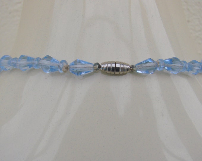 Blue Crystal Glass Bead Necklace / Mid Century / Graduated Beads / Bridal / Wedding / Vintage Jewelry / Jewellery