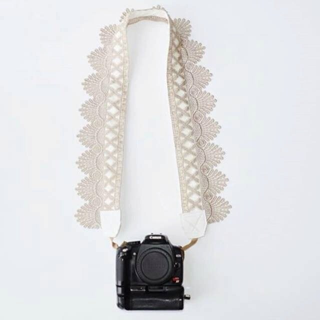 DSLR Camera Strap / Vintage Lace Camera Strap / Raw Sugar Lace