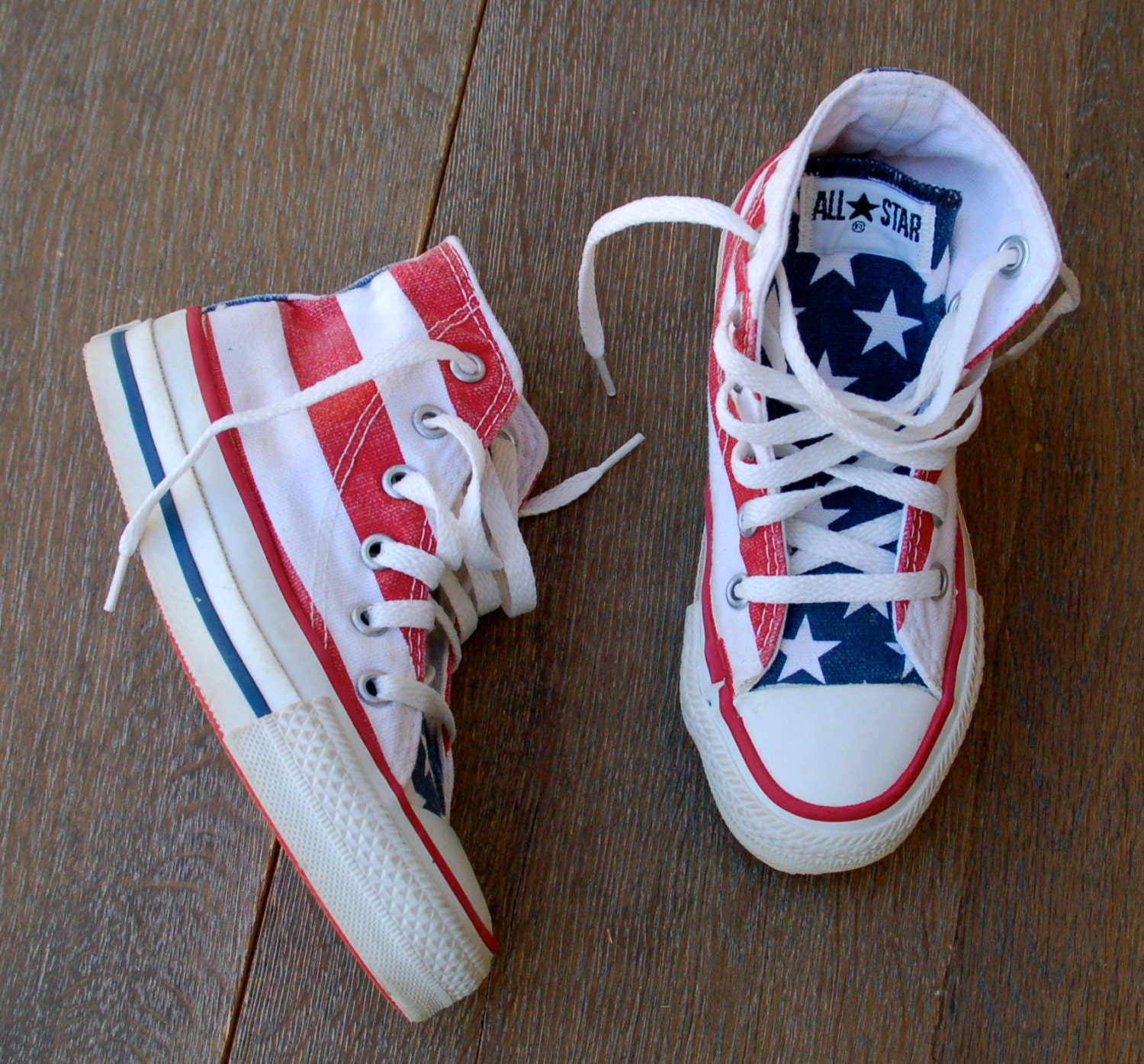 SALE Vintage American Flag Converse Stars and by ICaughtTheSun