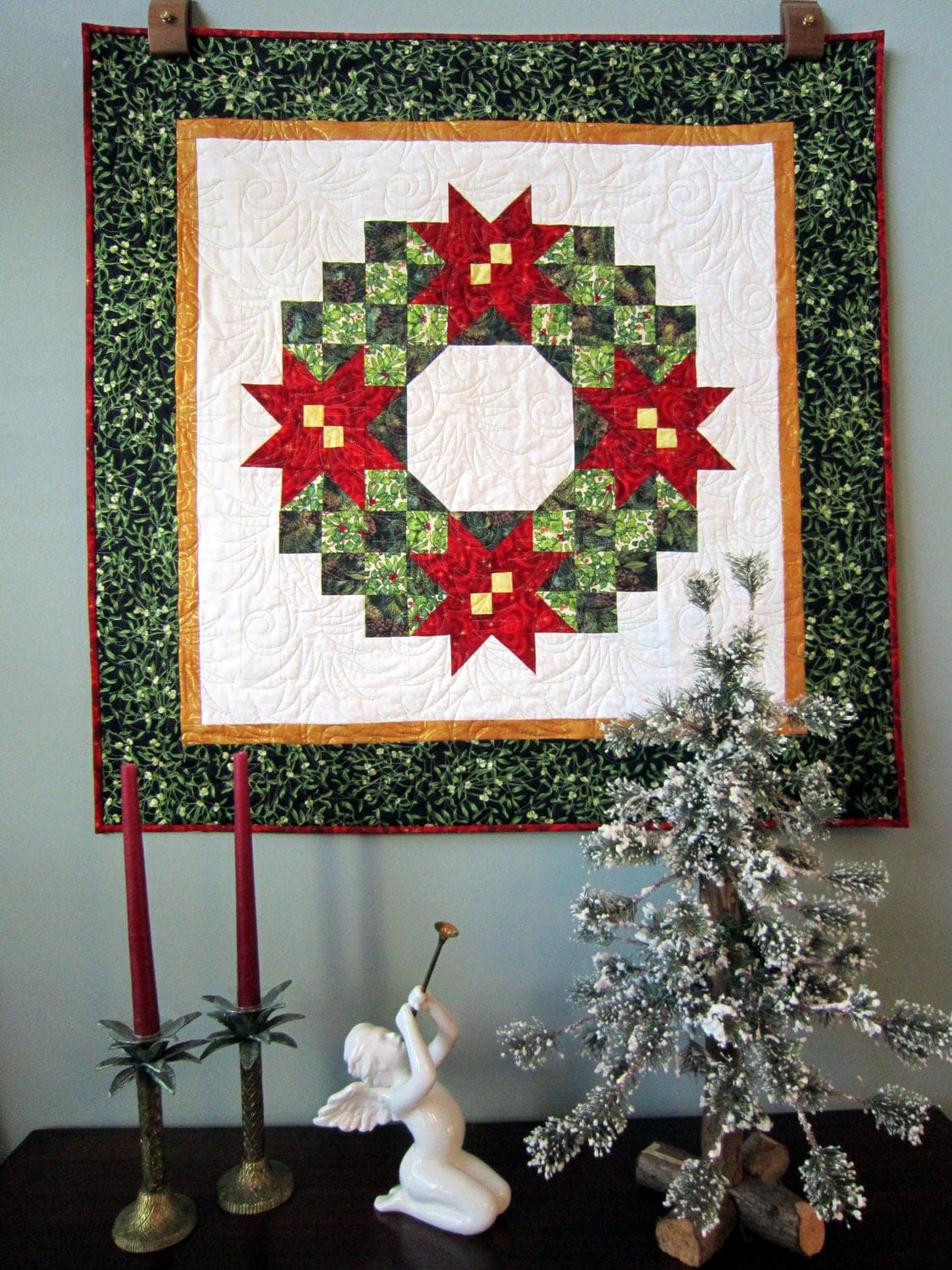 christmas-wreath-quilted-wall-hanging-or-table-topper