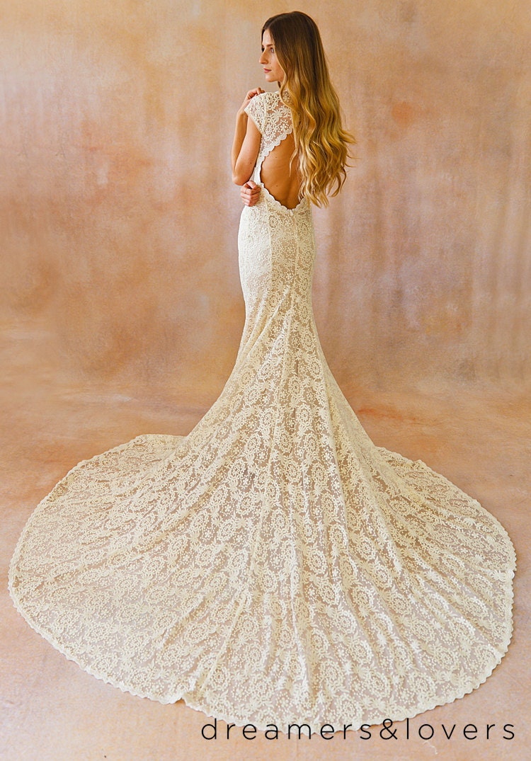 Ivory Lace Bohemian Backless Wedding Gown Simple And Elegant 7343