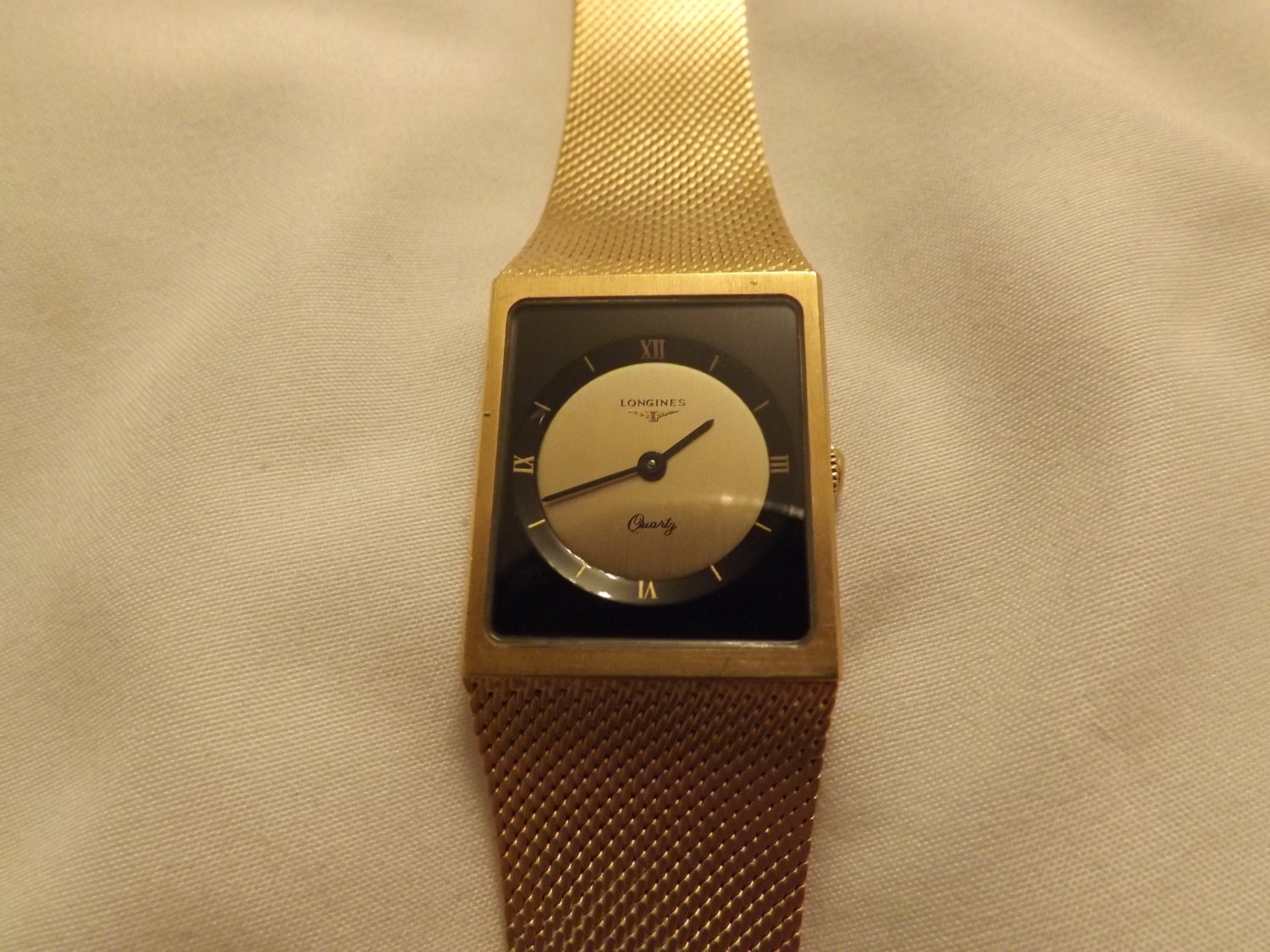 1981 Vintage Longines Mirage Men's Ultra Thin Quartz Gold