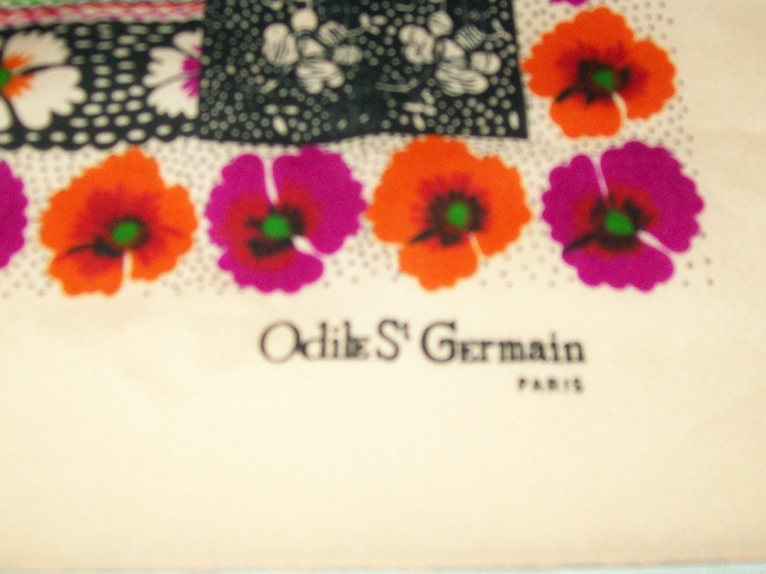 Vintage women's scarf Odile St Germain Paris by NewtoUVintage