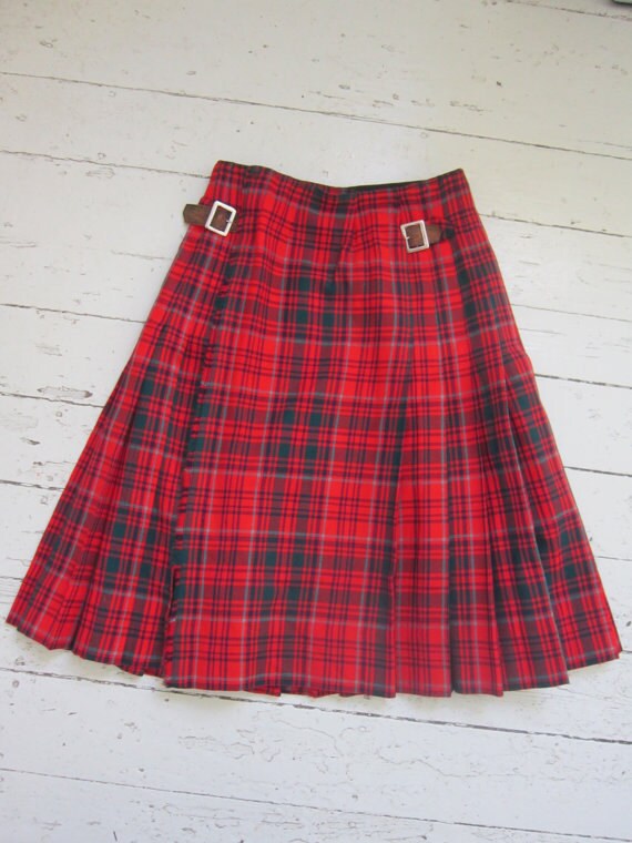 womens red tartan kilt