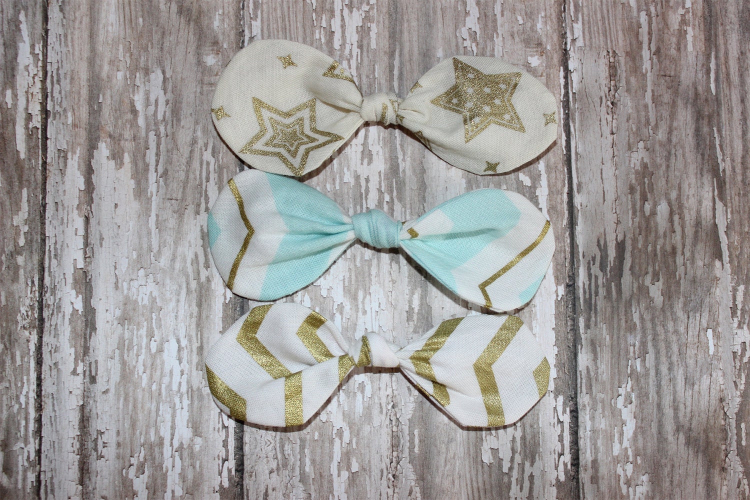 present bow headband
